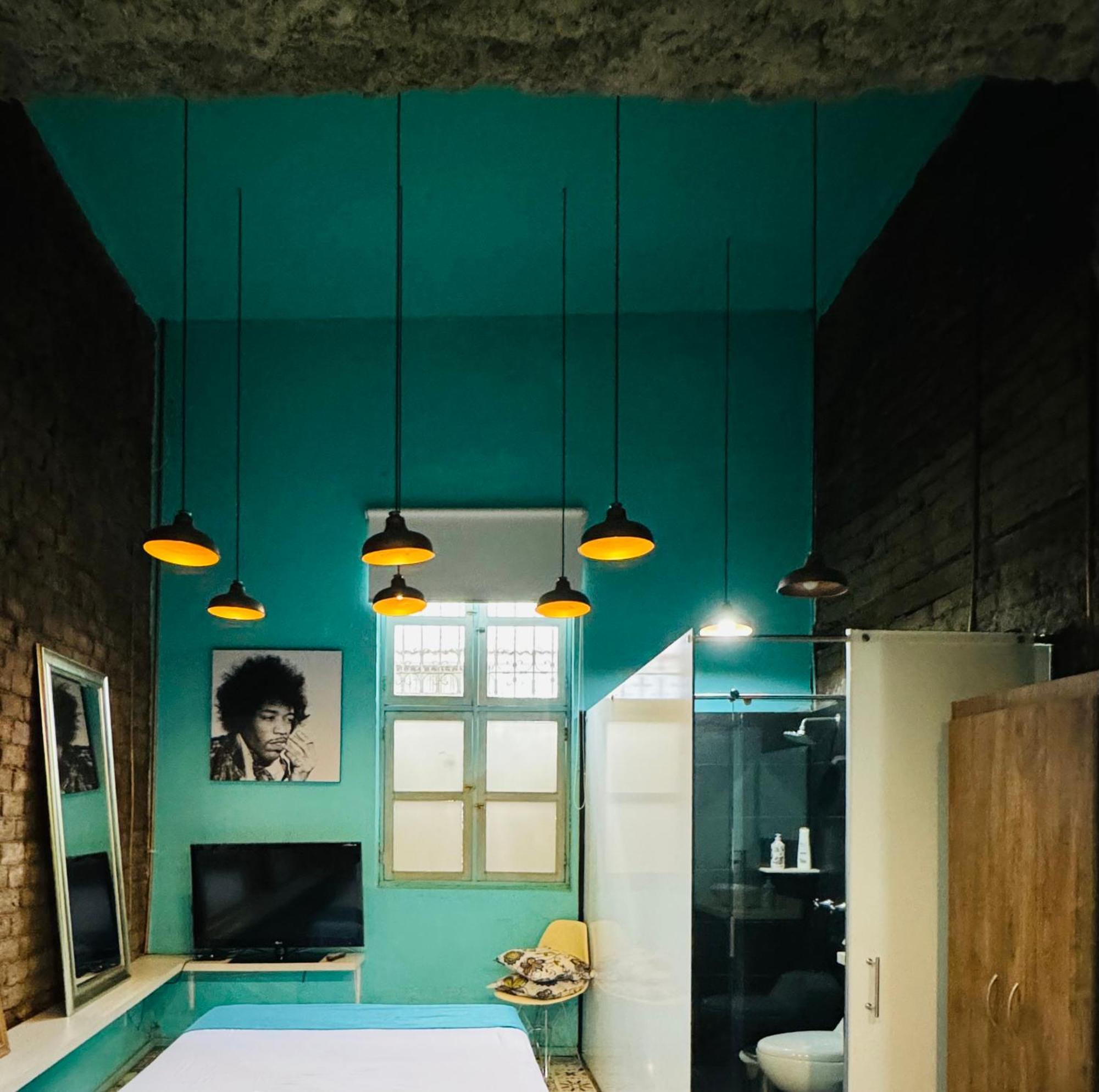 Moonshine Boutique Hostal Cali Extérieur photo